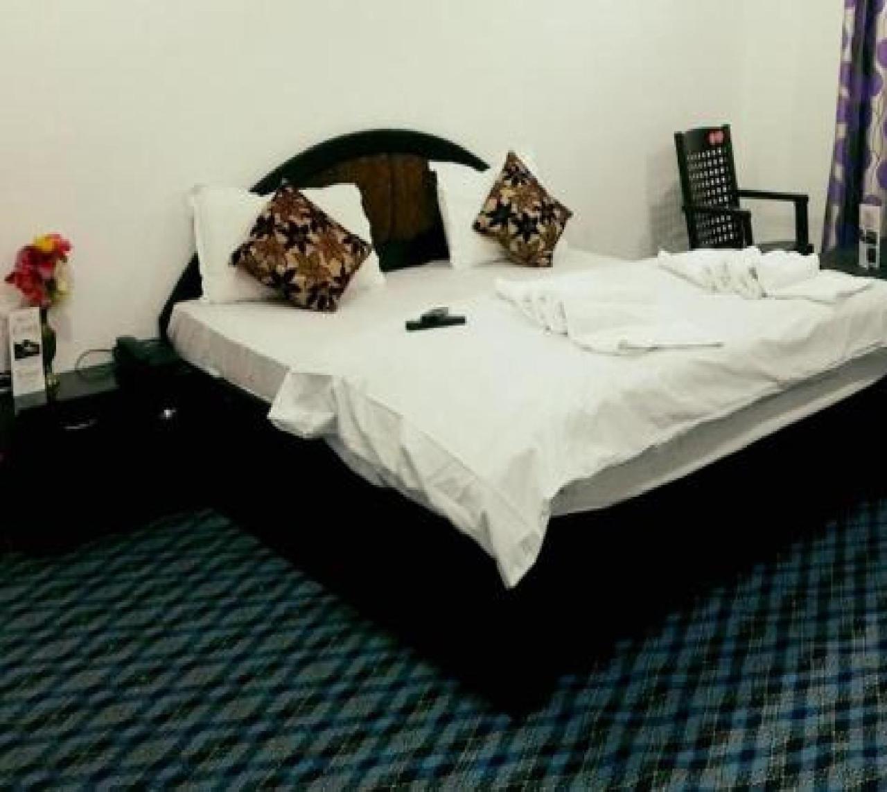 Hotel International Residency Kargil Kültér fotó
